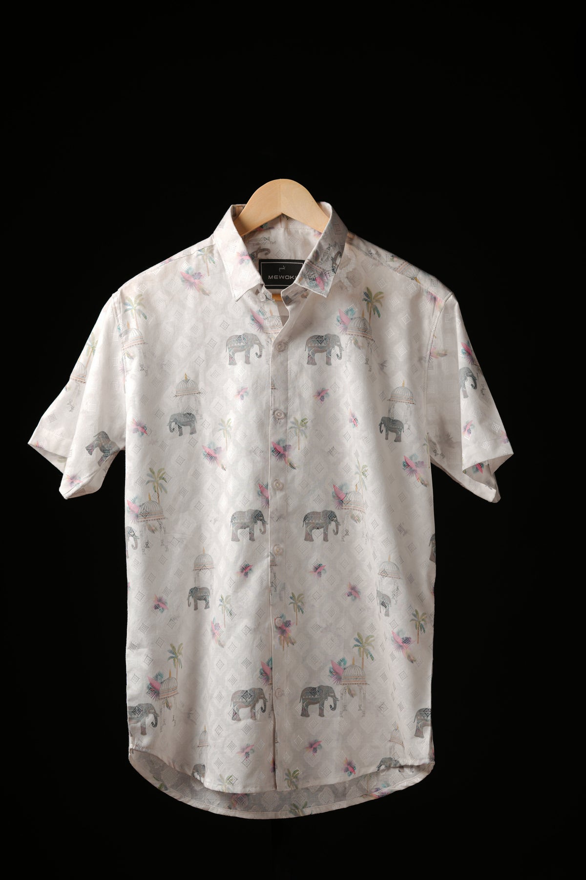 HALF SLEEVES KNIT PRINTED SHIRT