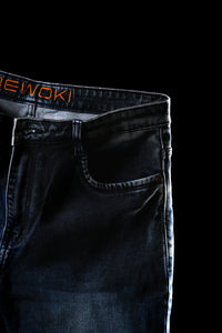 REGULAR FIT MID WASH DENIM JEANS